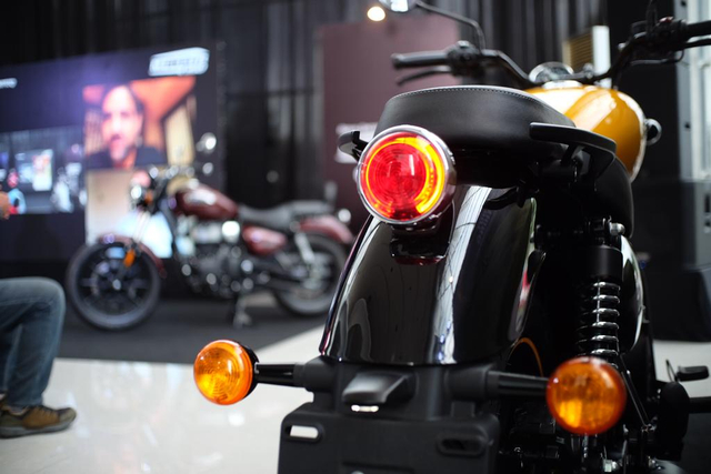 Royal Enfield Meteor 350 Meluncur, Cruiser Murah Rp 80 Jutaan! (153548)