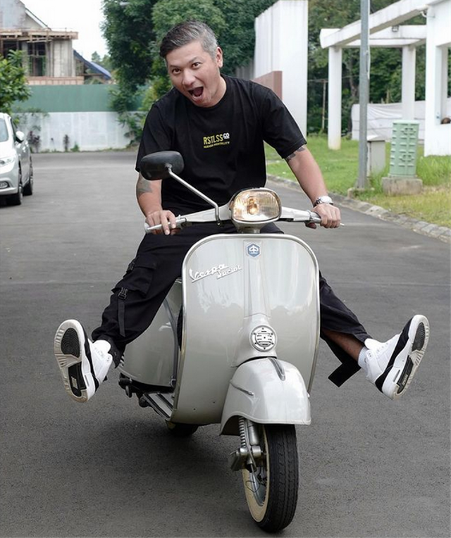 Gading Marten. Instagram @gadiiing