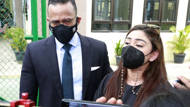 Bukan Cuma Alami KDRT, Thalita Latief Juga Tak Dinafkahi Dennis Lyla (512347)
