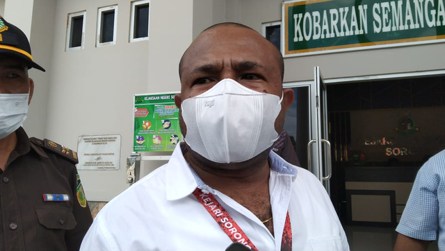 Kasubsi Penyidikan pada Pidana Khusus Kejaksaan Negeri Sorong Stevi Ayorbaba, foto : Yanti/Balleo News