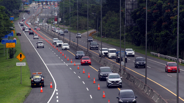 Ingat Lagi, Denda Rp 500 Ribu Menanti Pemotor Masuk Jalan Tol (290202)