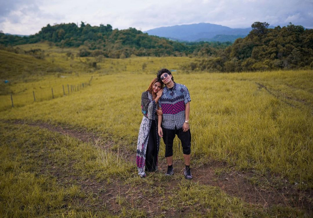 Mesranya Atta Halilintar dan Aurel Hermansyah saat liburan di Sumbawa. Foto: Instagram @aurelie.hermansyah