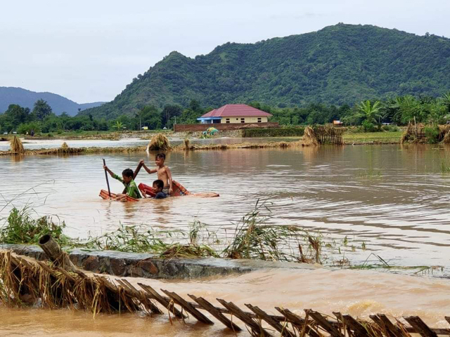 Kondisi banjir Bima, NTB (Sumber foto: postingan Gubernur Nusa Tenggara Barat, H Zulkieflimansyah melalui twitter @bangzul_ntb )