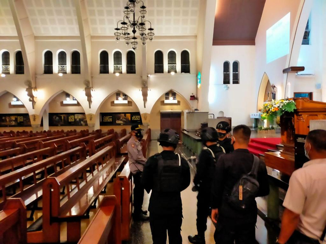 Antisipasi Ancaman Terorisme, 3 Gereja Besar di Malang Disterilisasi (88925)