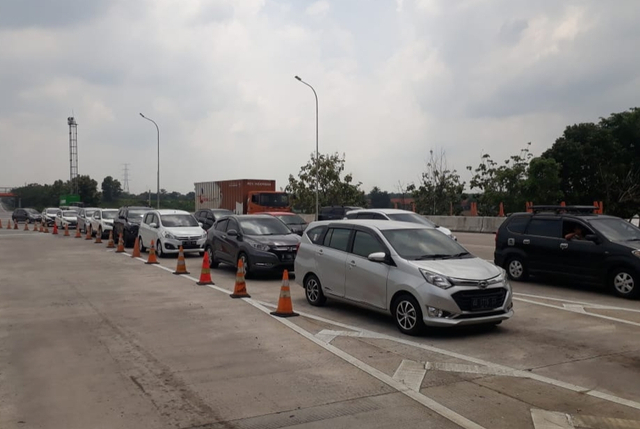 Libur Hari Raya Paskah, Jumlah Kendaraan di Tol Cipali Meningkat 23 Persen (613634)