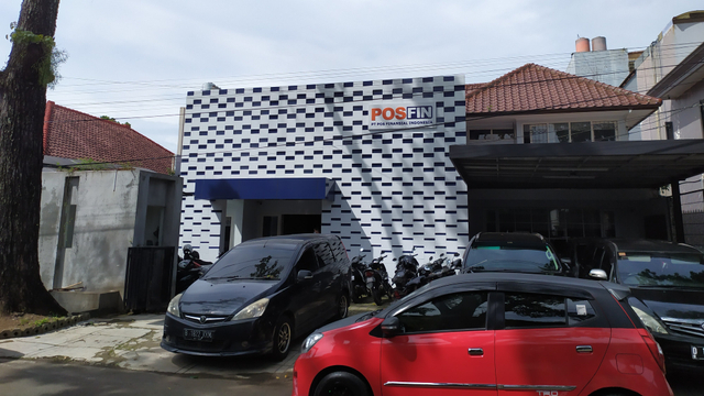 Kantor PT Pos Finansial Indonesia di Jalan Jamuju, Kota Bandung. Foto: Rachmadi Rasyad/kumparan