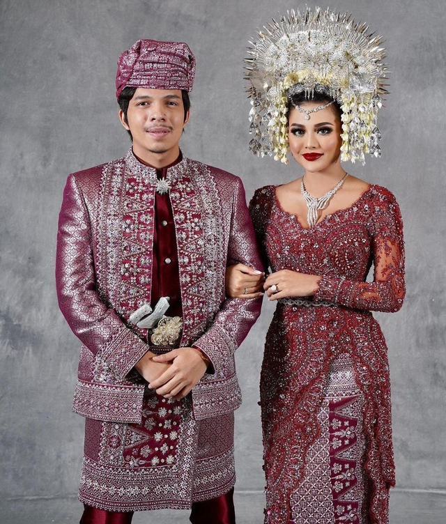 Pernikahan Atta Halilintar dan Aurel Hermansyah. Foto: Instagram @aurelie.hermanysah