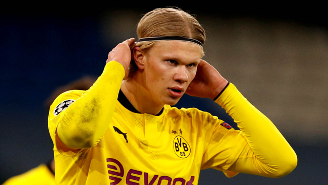 Pemain Borussia Dortmund Erling Haaland saat melawan Manchester City. Foto: Phil Noble/Reuters
