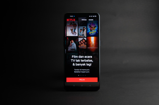 Review Oppo Reno 5 F, Apa Kelebihan dan Kekurangannya? (603757)