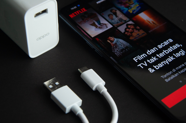 Review Oppo Reno 5 F, Apa Kelebihan dan Kekurangannya? (603784)