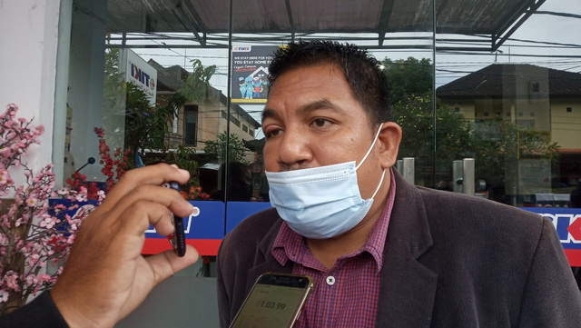 Belasan Pekerja TIKI Denpasar Lakukan Aksi Mogok dan Unjuk Rasa (5659)