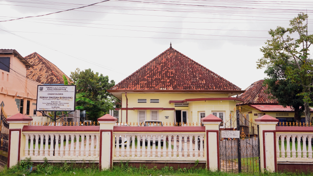 Penampakan rumah peninggalan Soekarno di Palembang, Rabu (7/4) Foto: ary priyanto/Kms Prima/Urban Id