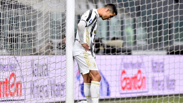 Ekspresi pemain Juventus, Cristiano Ronaldo. Foto: Massimo Pinca/Reuters