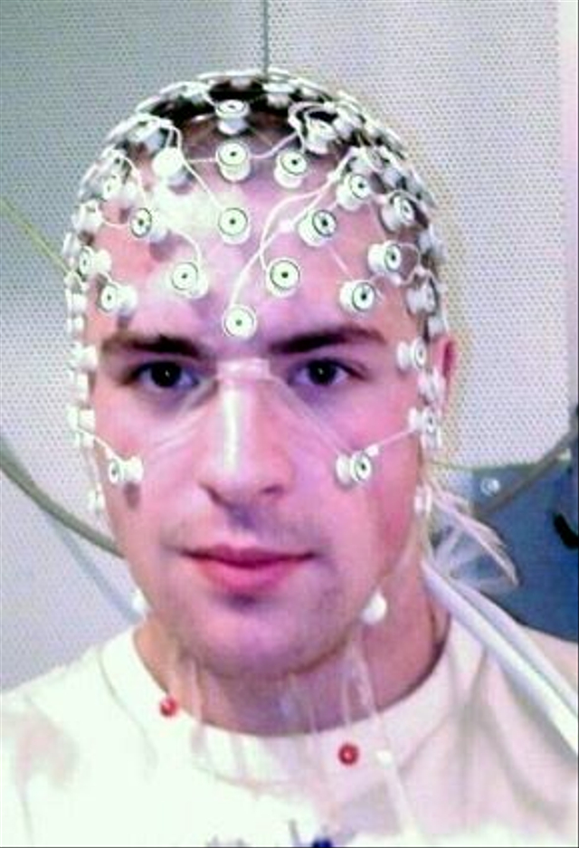 Brain-Computer Interface, Mengendalikan Kursi Roda Hanya dengan Pikiran (2)