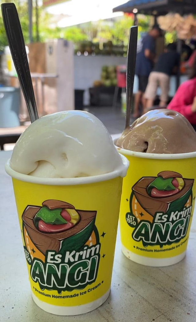 Es Krim Angi, es krim legendaris di Pontianak. Foto: Siti Annisa Aini/Hi!Pontianak