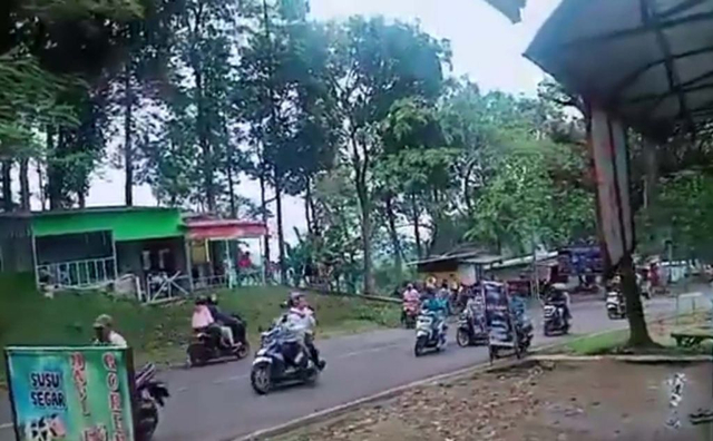 Viral Video Konvoi Kelulusan Pelajar SMA di Mojokerto Dibubarkan Polisi