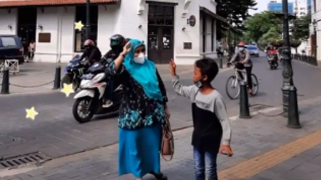 Ketimbang Ngemis, Bocah di Semarang Ini Pilih Jadi Pengarah Gaya Foto (159575)