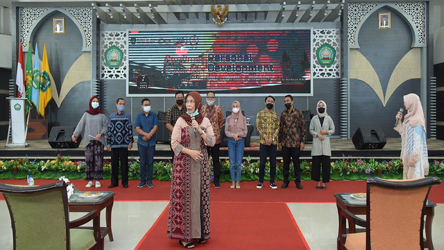 FEB Unisma Gelar Studium General Personal Development dan Building Career (63638)