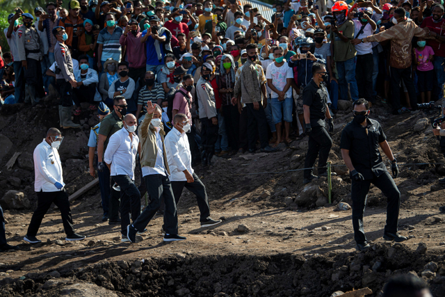 Hasil Survei IPO: Warga Mau Divaksin hingga Prabowo Menteri Paling Populer (1)