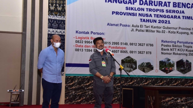 Mentan SYL Kucurkan Bantuan dan Tinjau Lahan Pertanian Terdampak Bencana di NTT (257022)