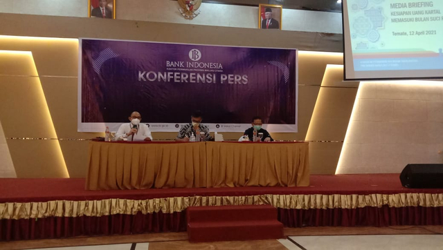 Bank Indonesia Perwakilan Maluku Utara menggelar konferensi pers di Ternate. Foto: Yunita Kadir/JMG