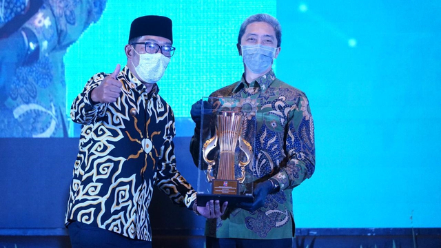 Pemkot Bogor Terima Penghargaan Perencanaan Daerah di Musrenbang Jawa Barat (23658)