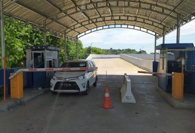 Pintu masuk akses Pelabuhan Telaga Punggur, Batam.