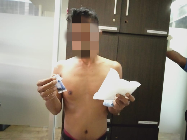 Pria asal Tembung, Deli Serdang ini ditangkap petugas Avsec Bandara Internasional Kualanamu karena bawa 1,09 kg sabu-sabu di kotak susu yang akan dibawanya ke Makassar transit Cengkareng. (Istimewa)