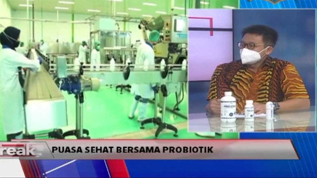 Diretur PT. Agro Mitra Alimintari, Recta Geson saat menjadi tamu di sebuah stasiun TV terkait puasa sehat bersama Probiotik. 