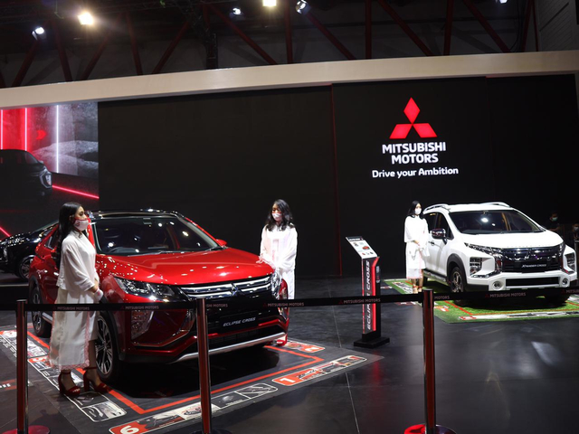 Mitsubishi Xpander Primadona Low MPV di IIMS 2021, Toyota Avanza Keok (7744)