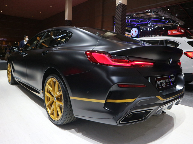 Unit Semata Wayang BMW Seri 8 Golden Edition di Indonesia, Ini Istimewanya (450957)