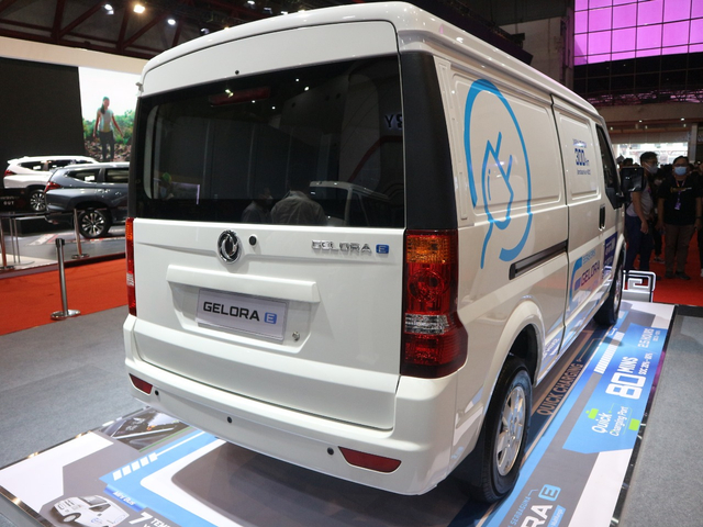 Minibus Listrik DFSK Gelora E Meluncur, Harga Tembus Setengah Miliar (864741)