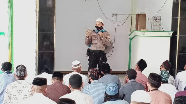 Briptu Zulfahmi, Sosok Polisi Penceramah dari Polres Pasangkayu (48977)
