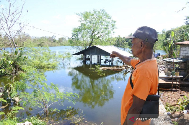 Danau dan Sumber Mata Air Muncul di Kupang Usai Badai Siklon Tropis Landa NTT (460846)
