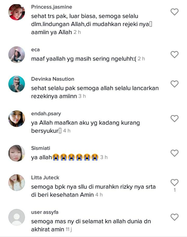 Pantang Ngemis, Pria Penyandang Disabilitas Ini Tetap Semangat Jualan Camilan (503103)