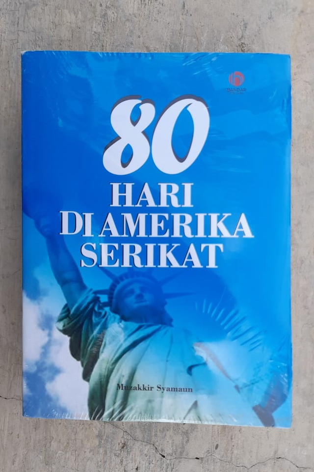 Buku berjudul 80 Hari di Amerika Serikat karya Muzakkir Syamaun, guru MUQ Kabupaten Pidie, Aceh. Foto: Dok. Pribadi