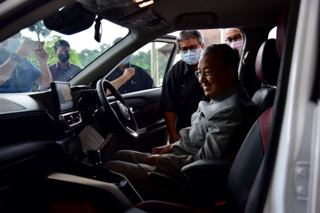 Mahathir Mohamad Puji Daihatsu Rocky, Apa Istimewanya? (174059)