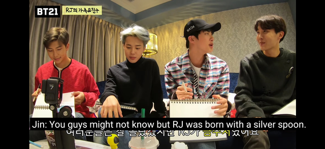 RJ BT21, Fakta Menarik tentang Alpaca Imut Kesayangan Jin BTS (859999)