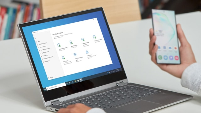 Tampilan OS Windows 10 di laptop. Foto: Microsoft