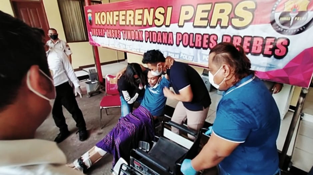 Foto-foto Penguntit Anak Bupati Brebes yang Ditembak Polisi (70481)