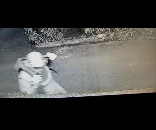 Pelaku tertangkap rekaman CCTV. Foto: Istimewa