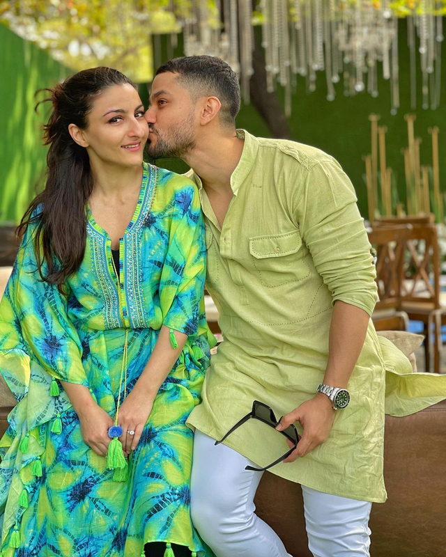 5 Artis Bollywood yang Puasa Ramadhan Ditemani Pasangan Beda Agama (54075)