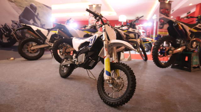 Motor listrik Husqvarna EE5 di IIMS Hybrid 2021. Foto: Bangkit Jaya Putra/kumparan