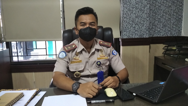 Kepala BKIPM Jambi, Piyan Gustaffiana, saat berbicara tentang pengiriman udang belalang. Foto: M Sobar Alfahri/Jambikita.id