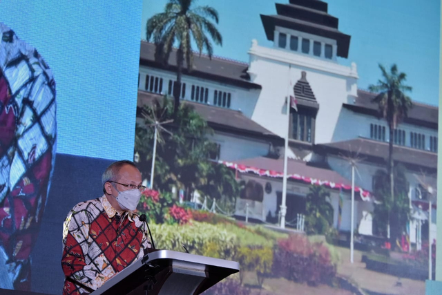 Tantangan Pengalihan Jabatan Struktural Menjadi Jabatan Fungsional di Pemda (81847)
