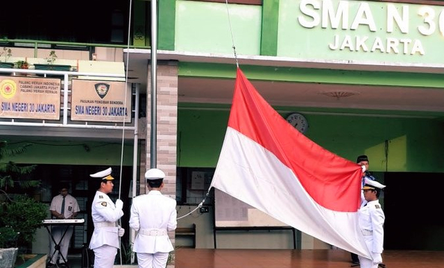 ILUNI 30 Harap Bangunan Liar di Depan SMAN 30 Jakarta Segera Dibebaskan (236097)