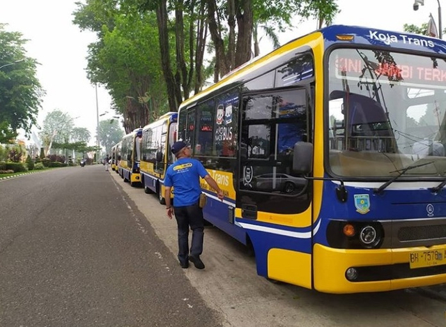 Bus Kapsul Koja Trans di Kota Jambi. Foto: Istimewa