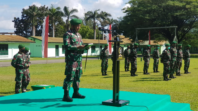 Danrindam IM Kolonel Inf Marzuki yang mewakili Pangdam IM secara resmi membuka pendidikan prajurit Tamtama TNI AD Gelombang I Tahun 2021. Foto: Dok. Kodam IM