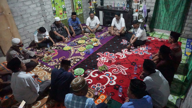 Harita Nickel Serahkan Bantuan untuk Pembangunan Masjid di Obi, Halmahera (10812)