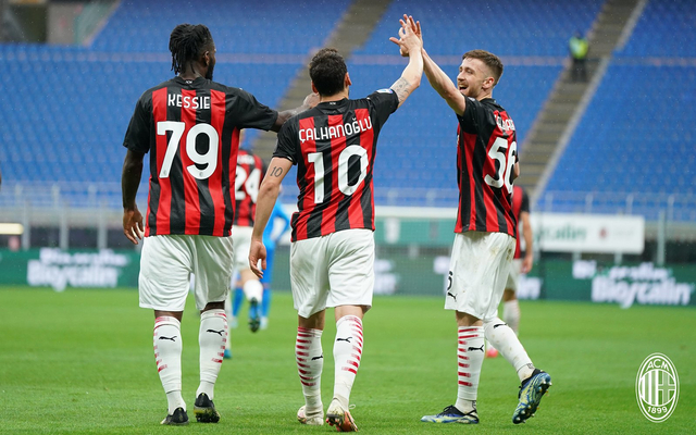 AC Milan vs Sassuolo: 2 Gol Menit Akhir Hancurkan Rossoneri di San Siro (634835)